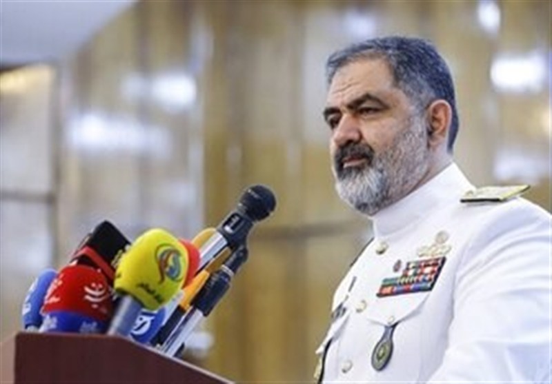 دریادار ایرانی: حضور ناوگان فرامنطقه‌ای در غرب آسیا غیر موجه است