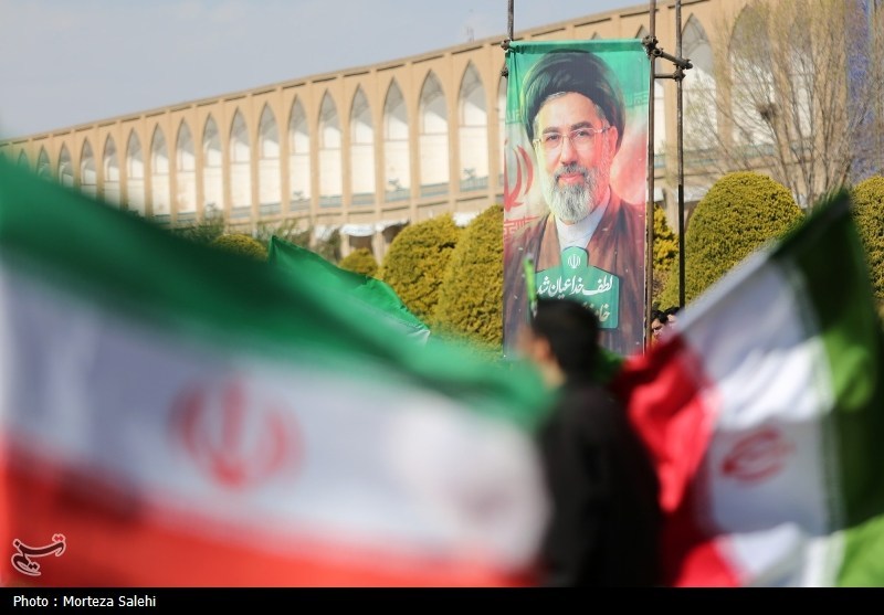 آیت‌الله سید مجتبی خامنه‌ای حافظ مسیر استقلال و مقاومت ملت ایران است