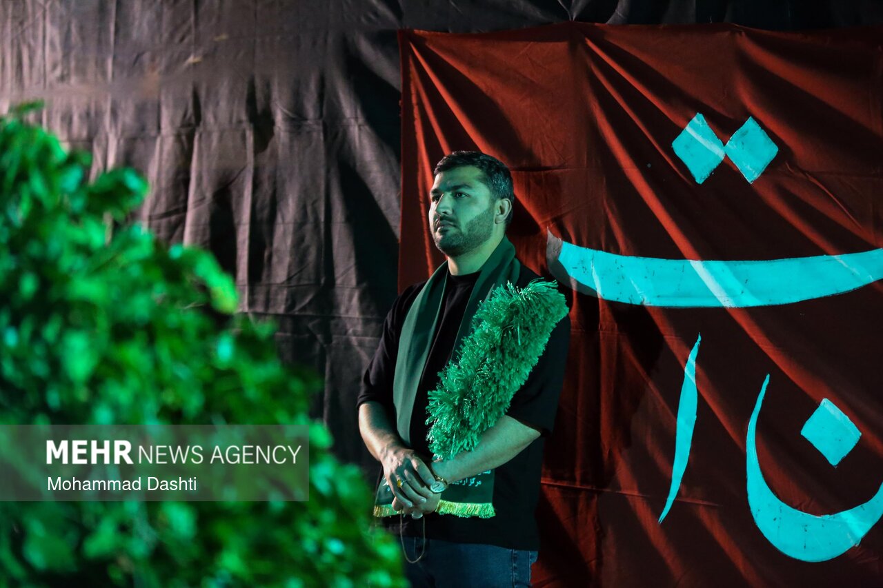 خدمت‌رسانی موکب امام رضا(ع) به عزاداران حسینی در اسلامشهر