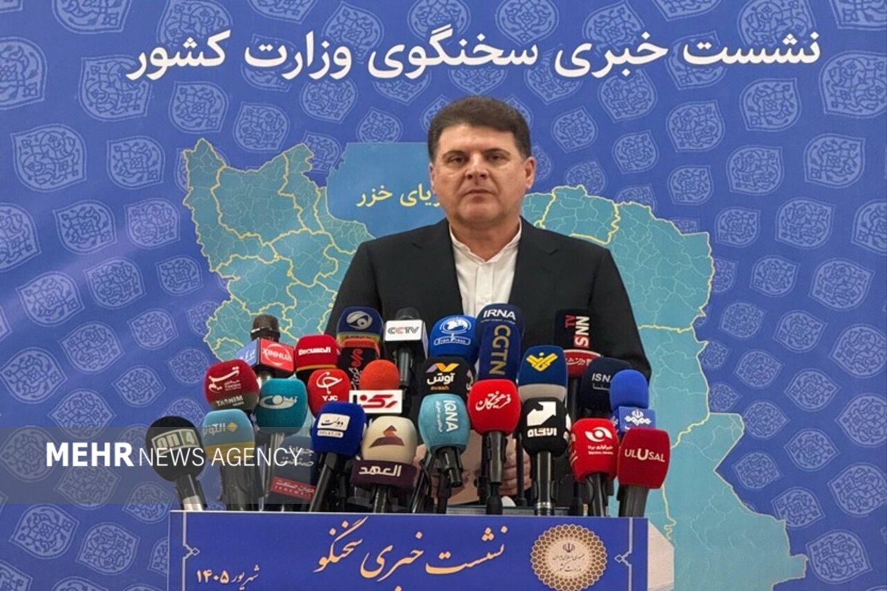 زینی‌وند: تلاش برای نادیده گرفتن تنوع‌ها ضدانسجام است