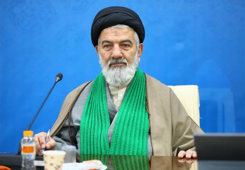انتقاد امام جمعه موقت همدان از دوگانه‌سازی «میدان و دیپلماسی»