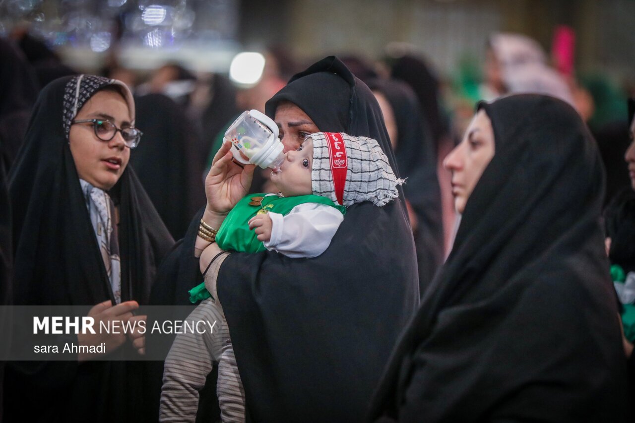 مراسم «شیرخوارگان حسینی» در حرم مطهر امام رضا(ع)
