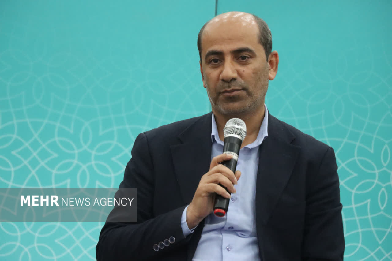 فرماندار دشتی: ملت ایران در هر شرایطی آماده دفاع از کشور است