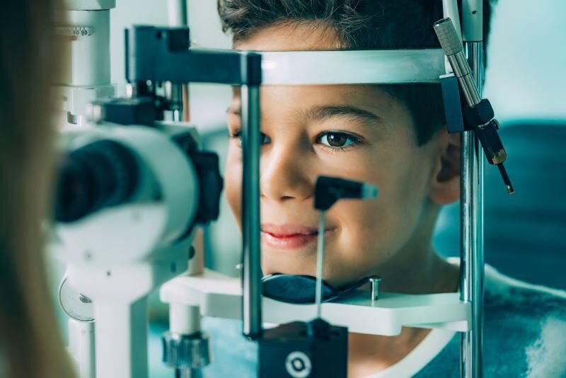 تبعات عدم پوشش بیمه‌ای خدمات اپتومتری؛ تهدید سلامت بینایی جامعه