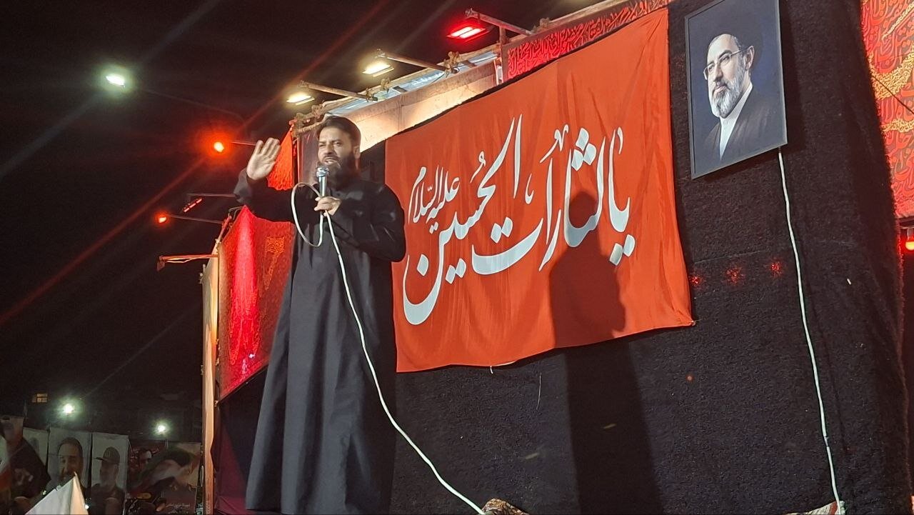 حضور امام جمعه کشمیر در تجمعات شبانه مشهد