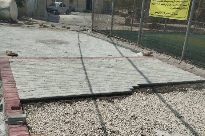 پیشرفت ۸۰ درصدی طرح ساماندهی و سنگ‌فرش گذر تاریخی مسجد کوفه در بوشهر