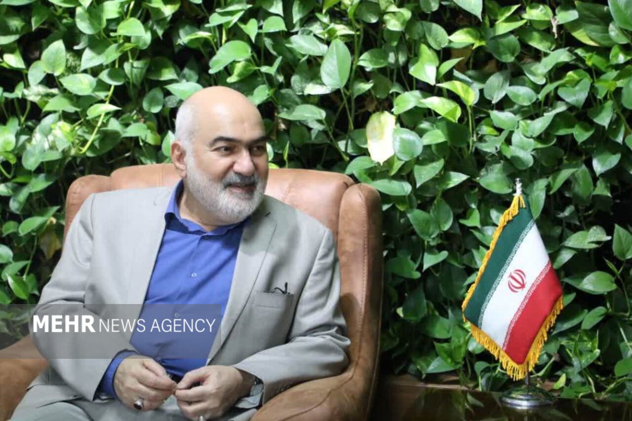 استاندار خوزستان با وزیر تعاون دیدار کرد