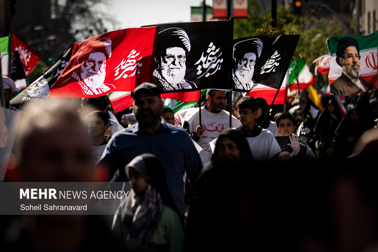 تهران در سوگ چهلمین روز شهادت رهبر شهید انقلاب اسلامی ـ ۴