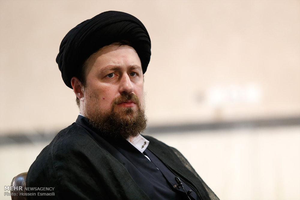 حسن خمینی: آیت الله محمودی از شاگردان امام و از مبارزان نهضت اسلامی بود.