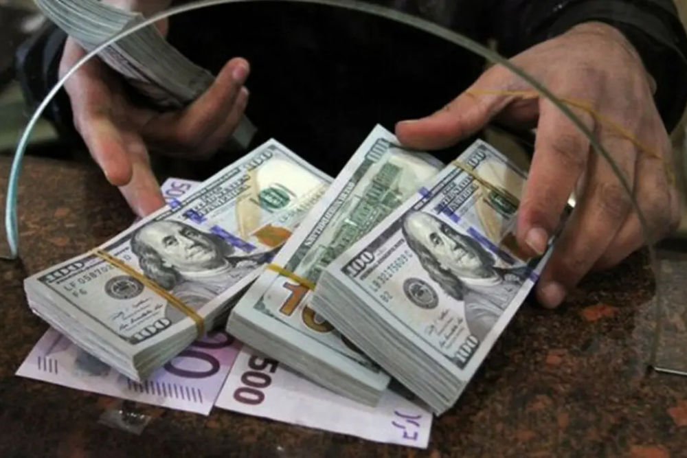 سقف فروش ارز به شرکت‌ها 5 برابر شد