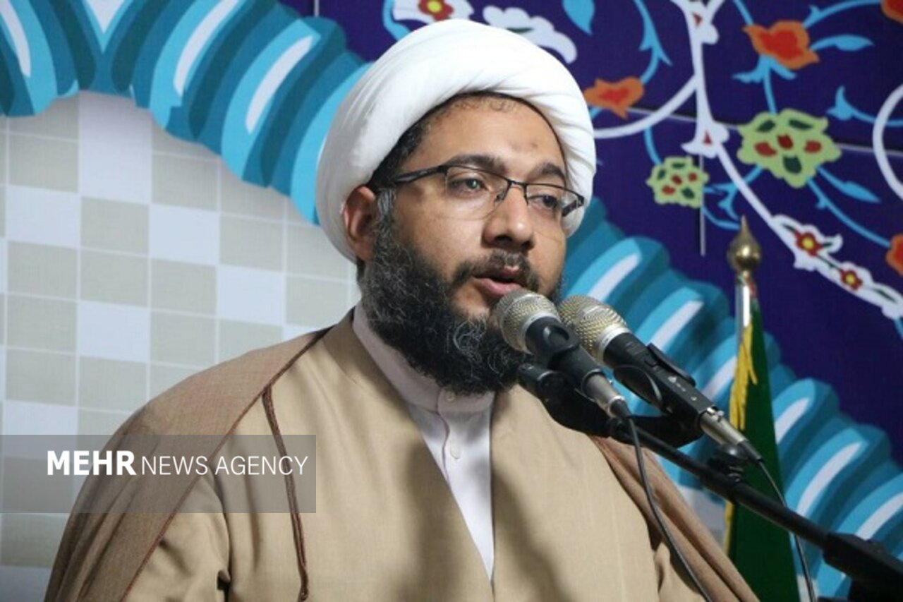 امام جمعه حاجی‌آباد: گرانی بنزین، فشار مضاعفی بر مردم وارد می‌کند