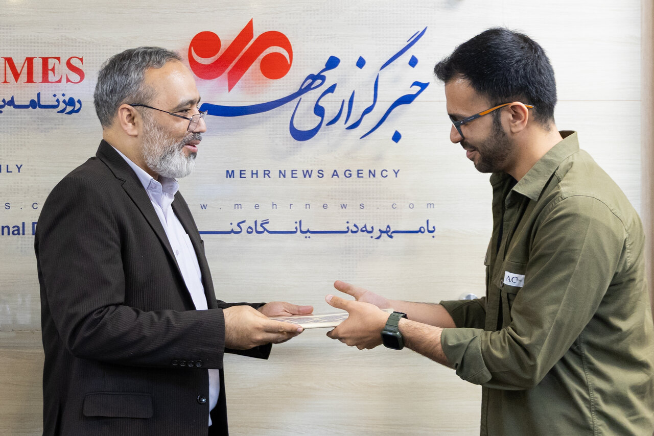 محمدحسام حیدرزاده مدیر ارتباطات بین‌الملل گروه رسانه‌ای مهر شد