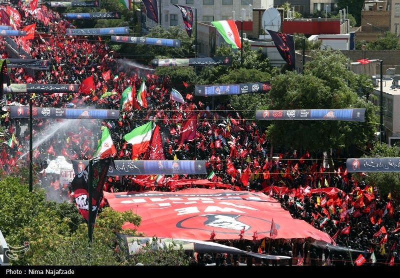 قدردانی فرمانده کل سپاه جهت حضور میلیونی مردم در تشییع قائد شهید امت