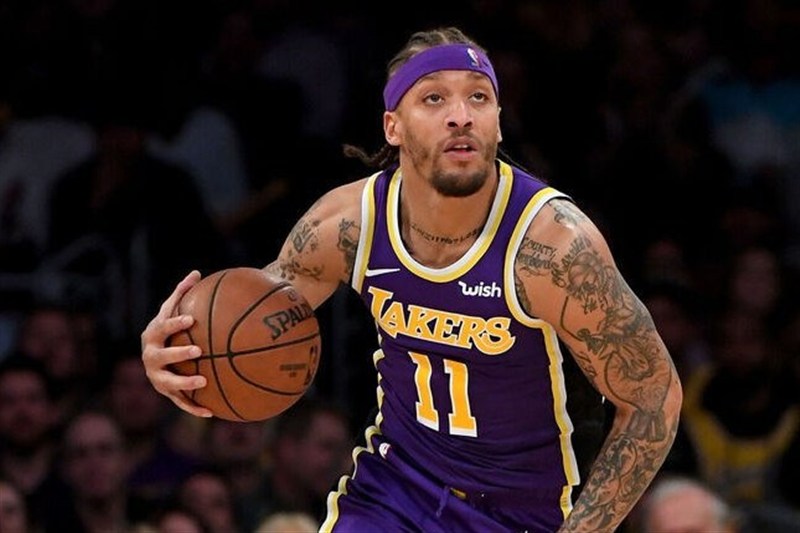 مبارزه بوکس دو بازیکن سابق NBA/ بیزلی در راند اول وست را ناک‌اوت کرد