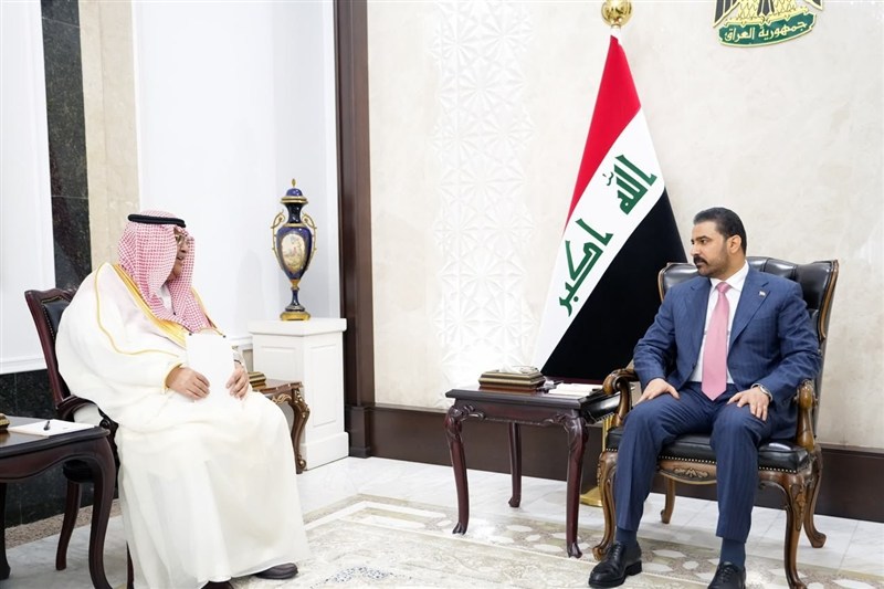 دیدار رئیس اطلاعات عربستان با نخست‌وزیر عراق
