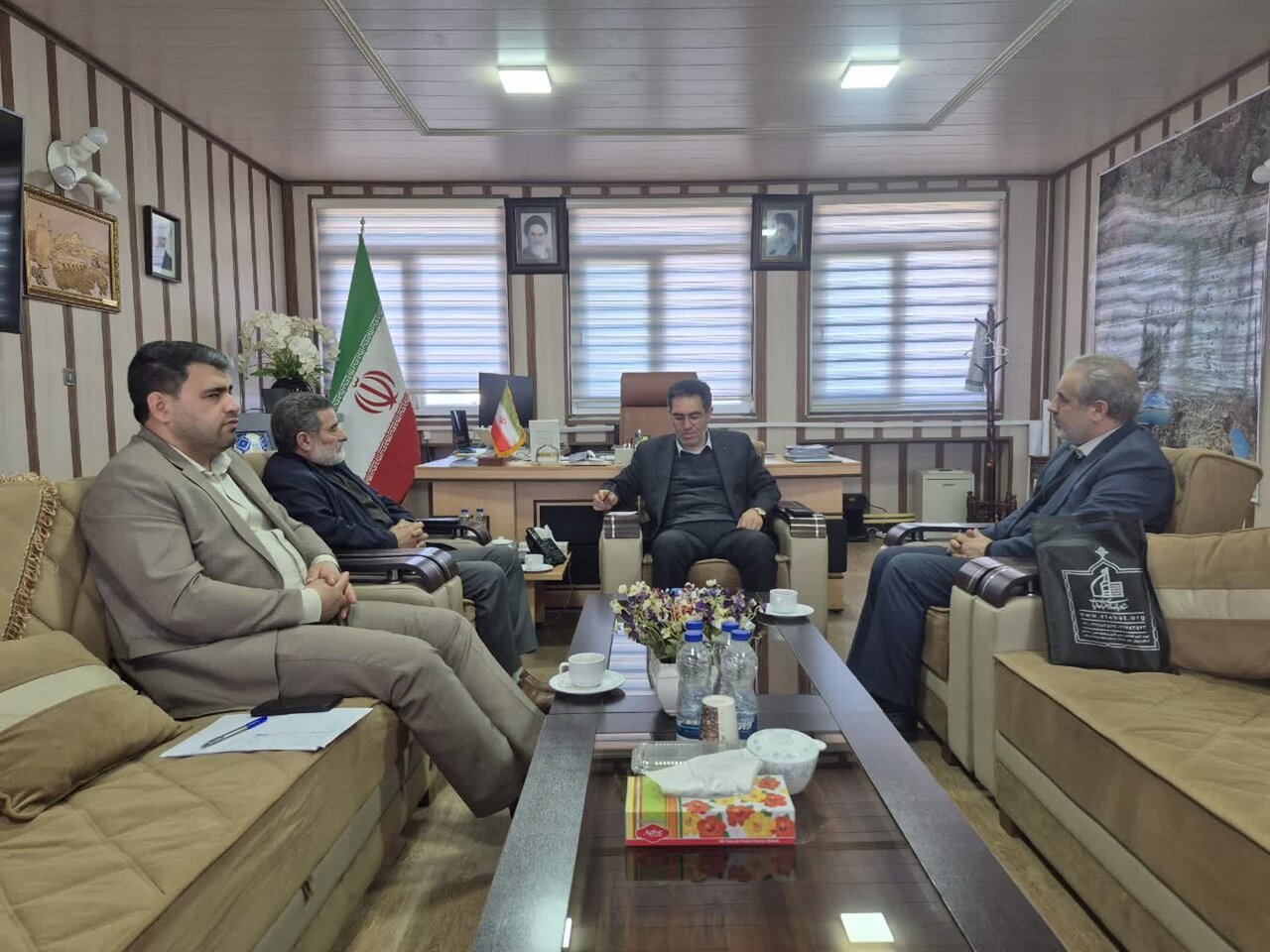 اقدامات فرهنگی ستاد بازسازی عتبات عالیات به شکل مناسب اطلاع‌رسانی شود