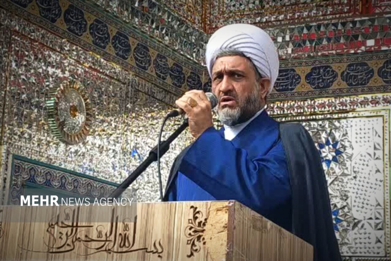 نماینده ولی فقیه در بسیج: وحدت ملت دشمنان را ناکام کرده است