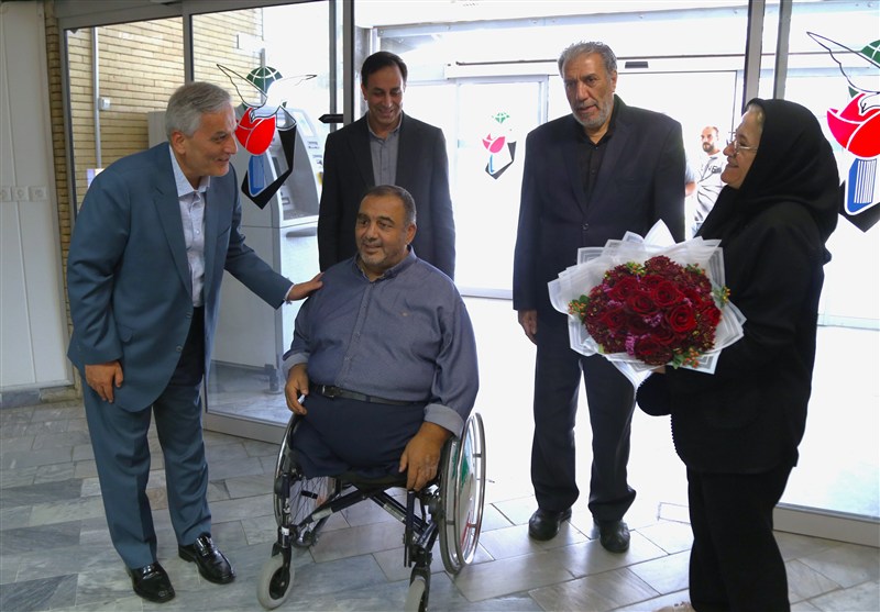 بازگشت طلایی «حاج علی کشفیا»، سرپرست تیم ملی والیبال نشسته به خانه