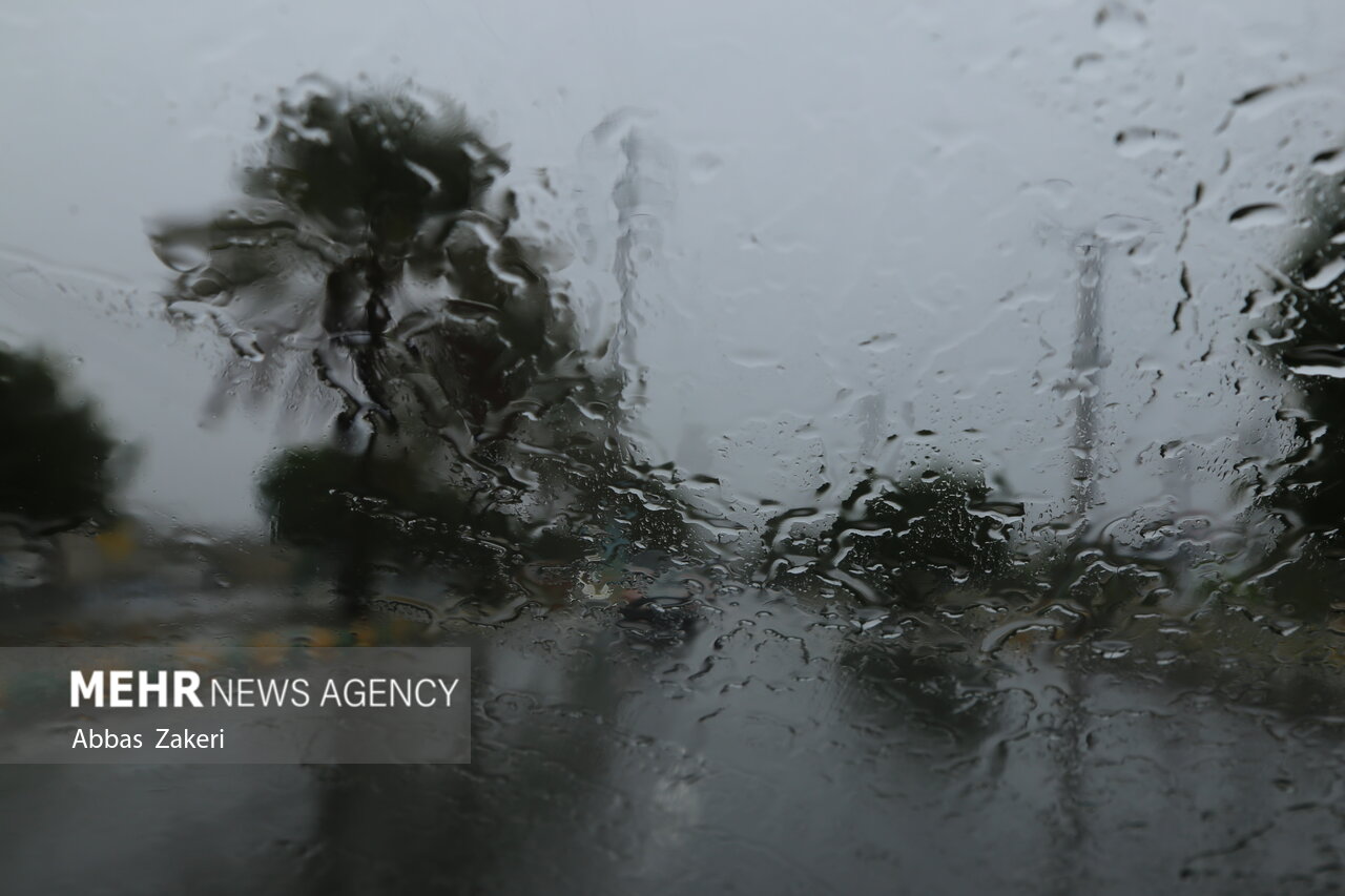 برف و باران در راه مازندران