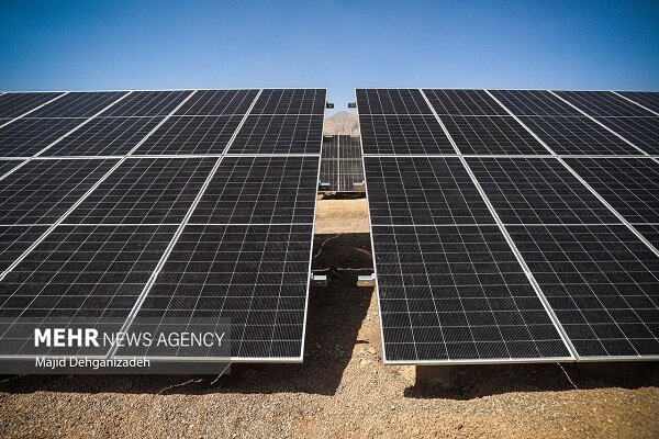 از پشت بام مدارس تا شهرک های صنعتی؛ خورشید به کمک برق تهران می آید