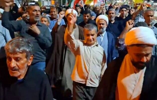 راهپیمایی شبانه مردم انقلابی آبدان