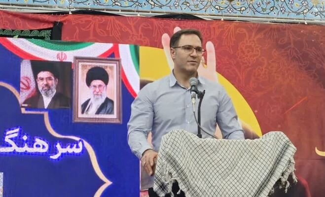 فرماندار تنگستان: مسائل محله دهران شهر اهرم پیگیری می‌شود