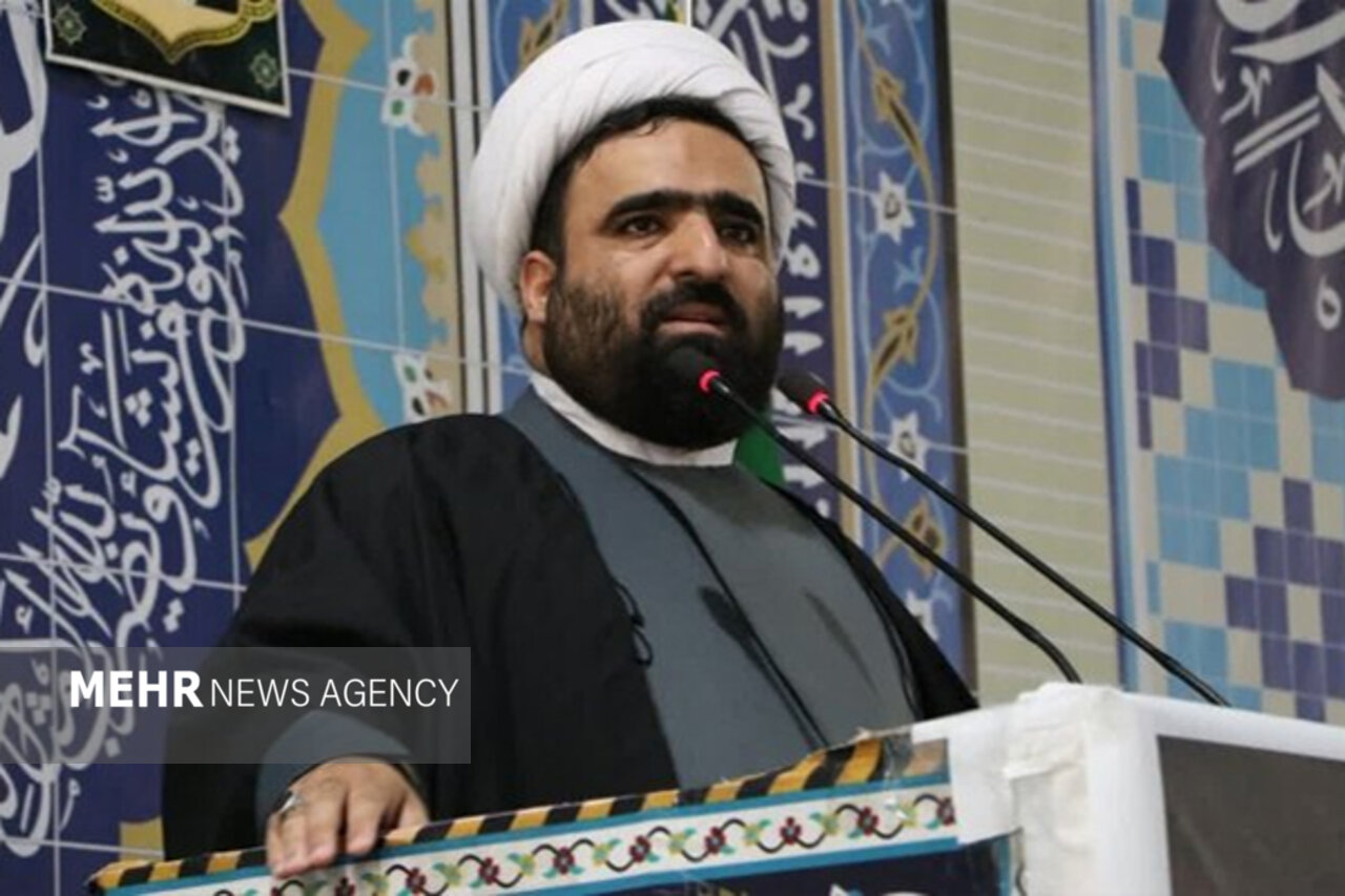 امام جمعه شهرقدس: ماه رمضان فرصت «خودسازی و تقویت همدلی اجتماعی» است