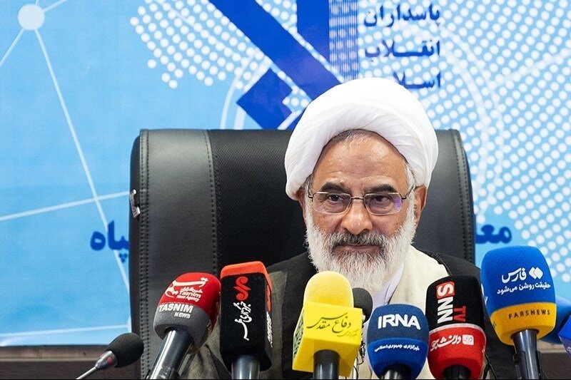 حاجی صادقی: رزمندگان  در هرمزگان دغدغه‌ای جز مبارزه با دشمن ندارند
