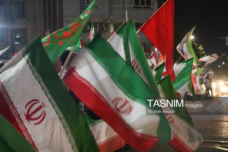 بیرجند یکپارچه در میدان؛ حماسه حضور 30 هزار نفری جانفدایان در پاسداران