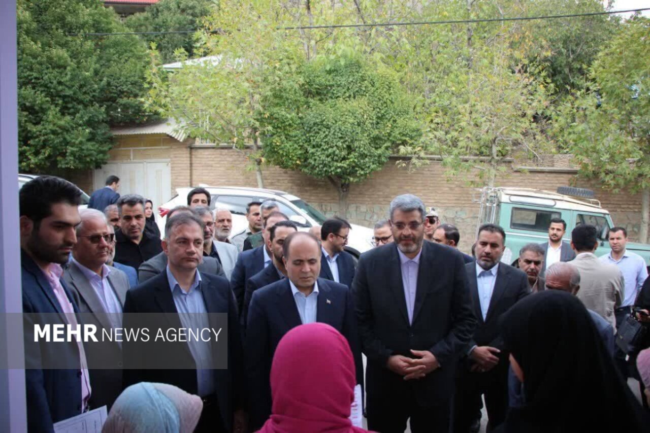 وزیر جهاد کشاورزی:مسائل تولیدکنندگان شمیرانات کارشناسی و پیگیری می‌شود