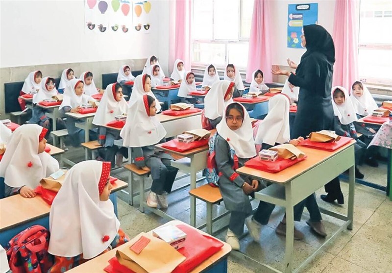 فرماندار اهواز:کمبود معلم نباید آغاز سال تحصیلی را مختل کند