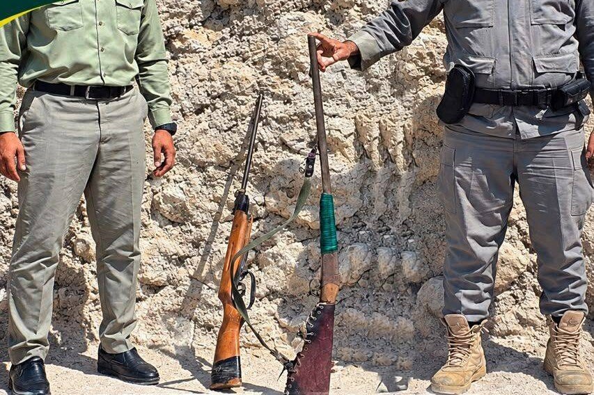 کشف و ضبط ۲ قبضه سلاح در منطقه حفاظت شده گنو بندرعباس