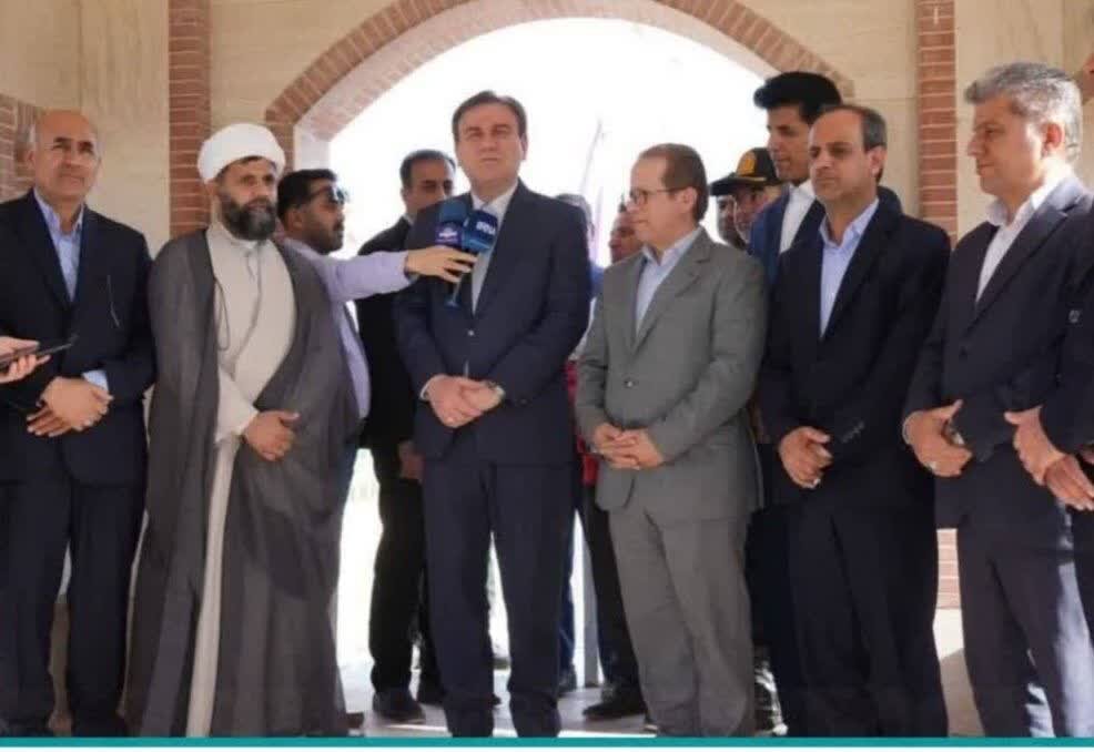 استاندار بوشهر: از تولید و سرمایه گذاری در استان حمایت می شود