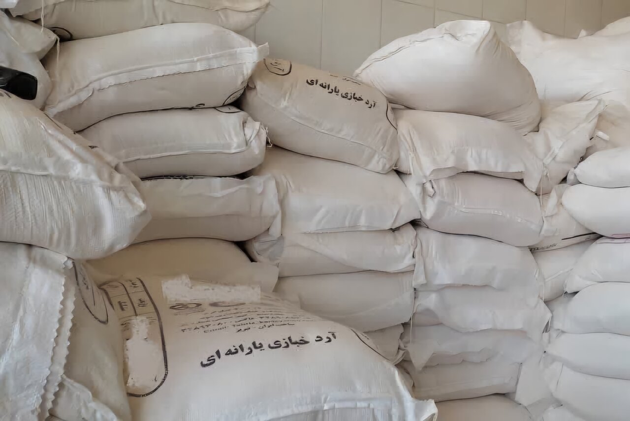 انهدام باند ۷ نفره قاچاق آرد دولتی در آمل