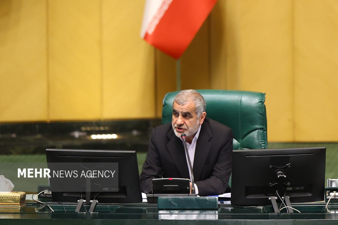 نیکزاد: ایران به باتلاق آمریکا تبدیل شده است