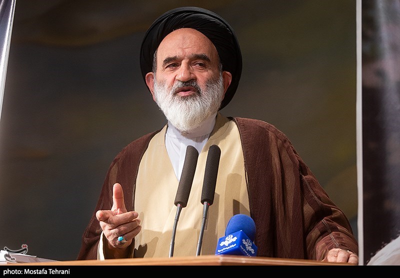 تقوی: دشمن با شهادت رهبر شهید به اهدافش نرسید؛مردم پشت انقلاب ایستادند
