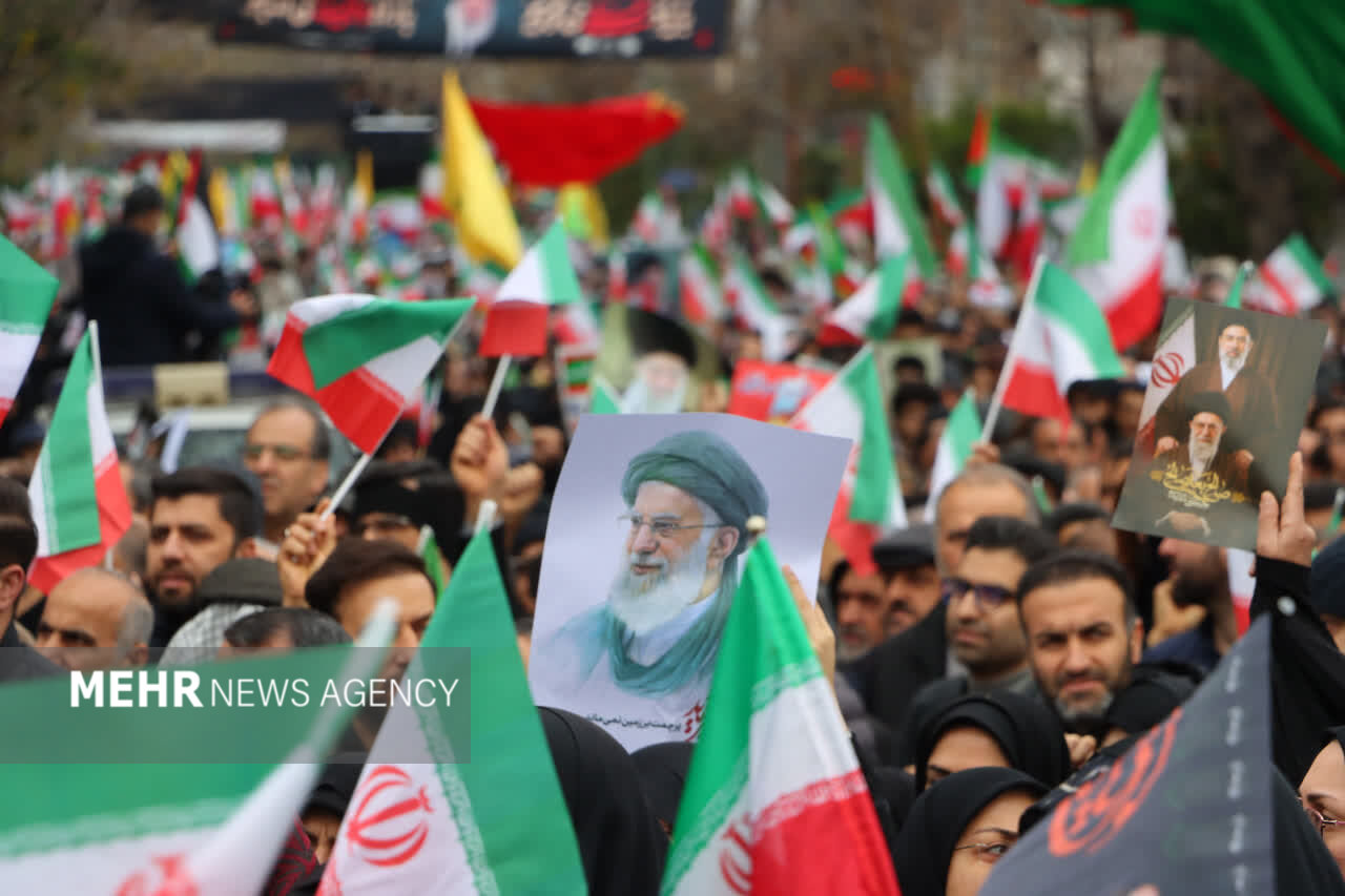 تهران در سوگ اربعین سیدالشهدای جبهه انقلاب اسلامی