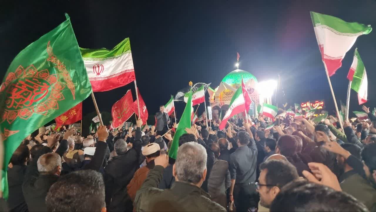 راهپیمایی و تجمع مردم در گناوه