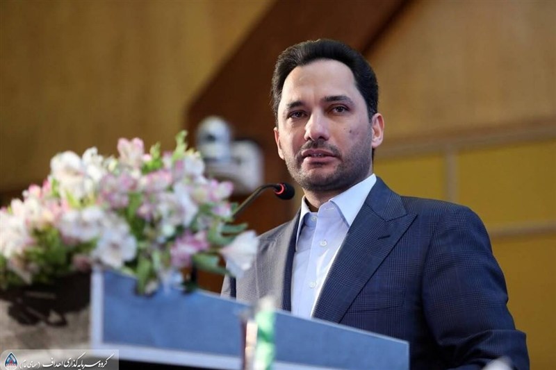 مومن‌زاده: مسیر بازدهی پایدار از تحلیل دقیق اقتصاد می‌گذرد