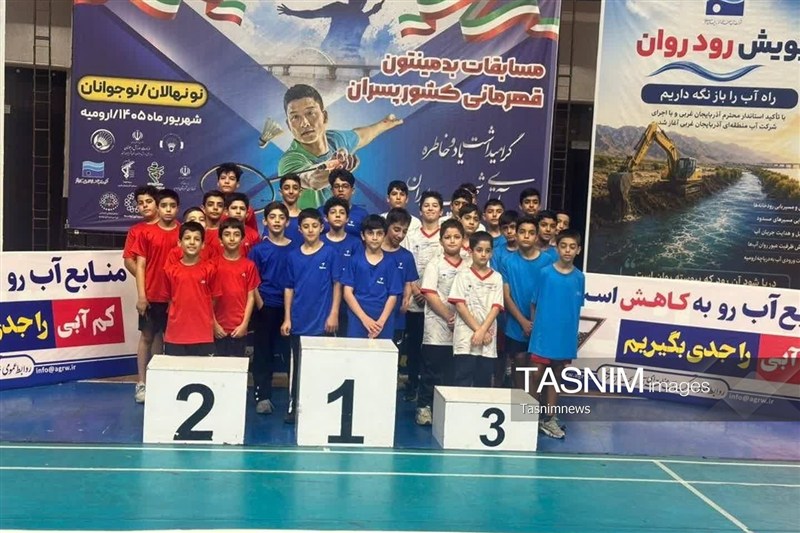 قهرمانی مقتدرانه بدمینتون زنجان در مسابقات کشوری ارومیه