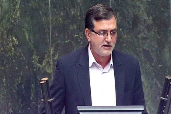 حقوردی: انتشار فضای مجازی عواقب ناگواری دارد