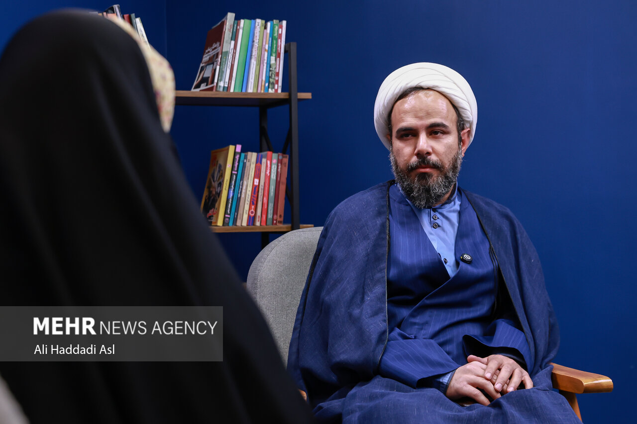 جنگ روایت‌ها با تاریخ شفاهی ماندگار می‌شود