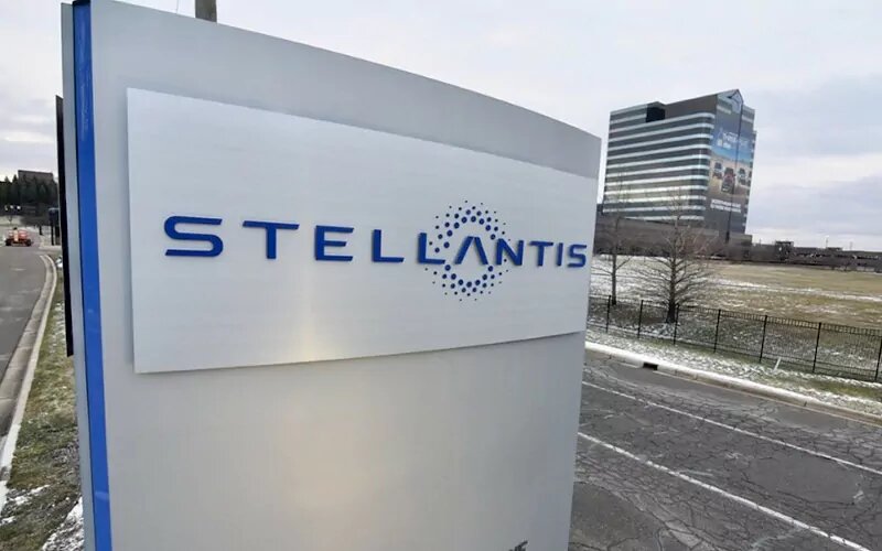 معاملات سهام سومین خودروساز بزرگ جهان به حالت تعلیق درآمد