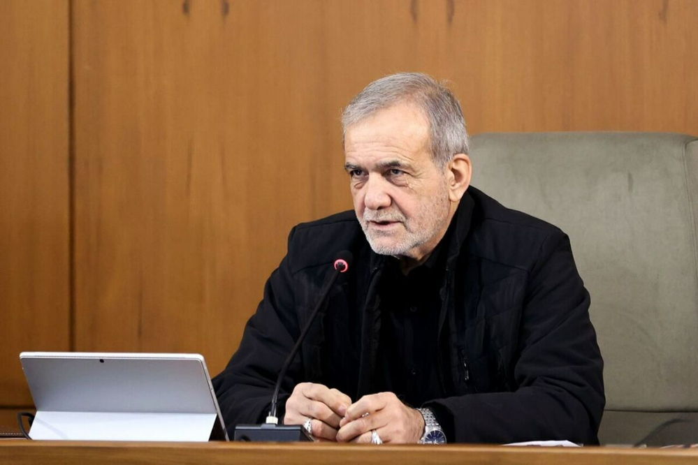 پزشکیان: حمایت از خانواده و جوانان، اولویت راهبردی کشور است