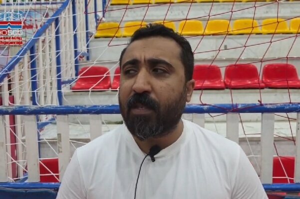 امیری: توقع نداشتم برای گفتن «داد نزن» کارت قرمز بگیرم