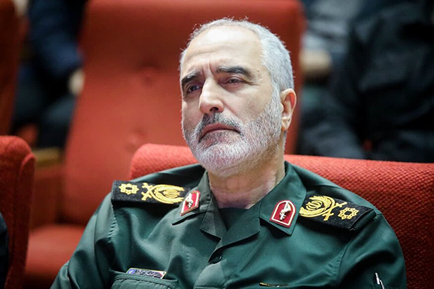 امروز تحقق عینی آیات الهی و نشانه‌های نصرت خداوند را در صحنه انقلاب اسلامی می‌بینیم