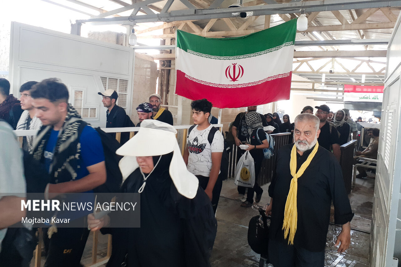 نوبت‌دهی در پایانه «برکت» هوشمند شد؛ هدایت رانندگان اربعین با کیوآرکد