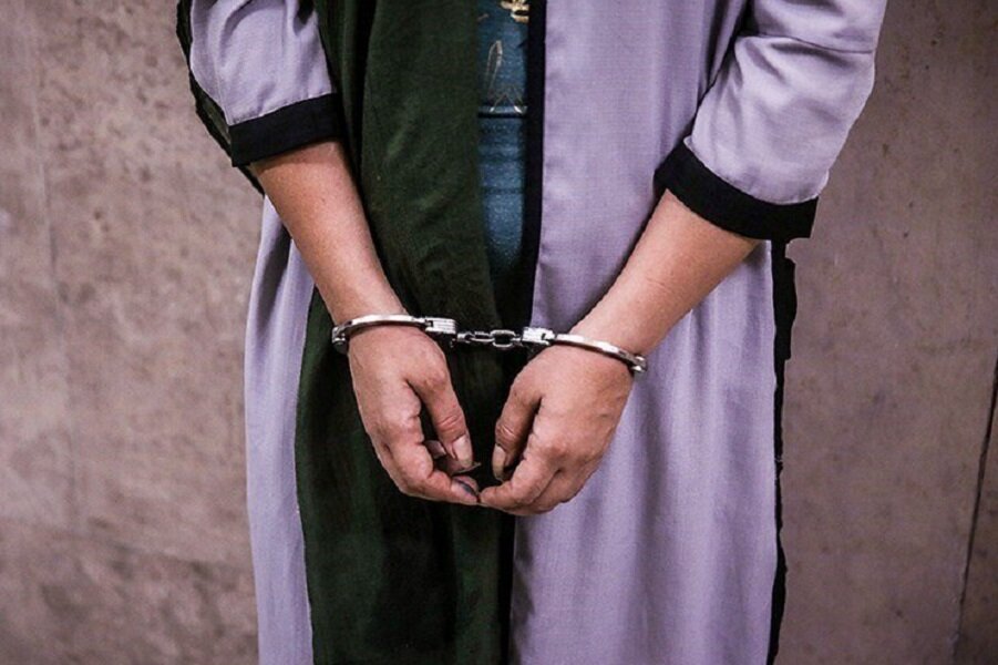دستگیری زن موادفروش در ری/کشف ۱۲ کیلوگرم «گل» از مخفیگاه متهم
