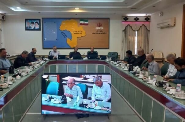 فرماندار بوشهر: تقویت اتحاد مردمی بدون فعالیت احزاب میسر نیست