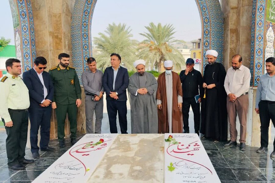 امام جمعه اهل سنت سیراف: هفته دفاع مقدس نماد وحدت و اقتدار ملت است